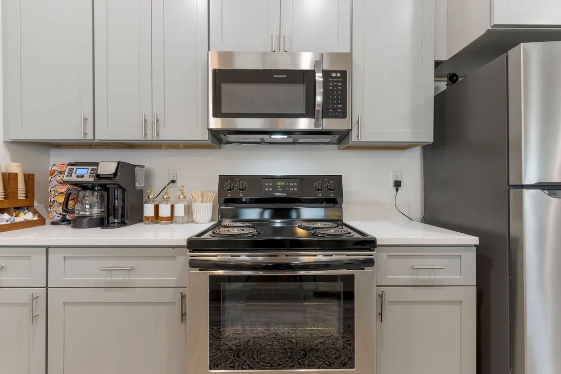 Silos on the Square thumbnail 2