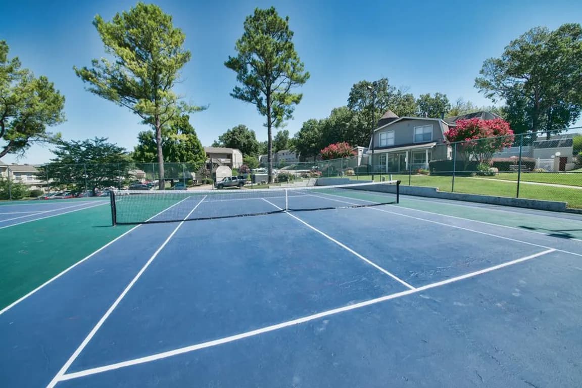 The Overlook Apartment Homes thumbnail 3