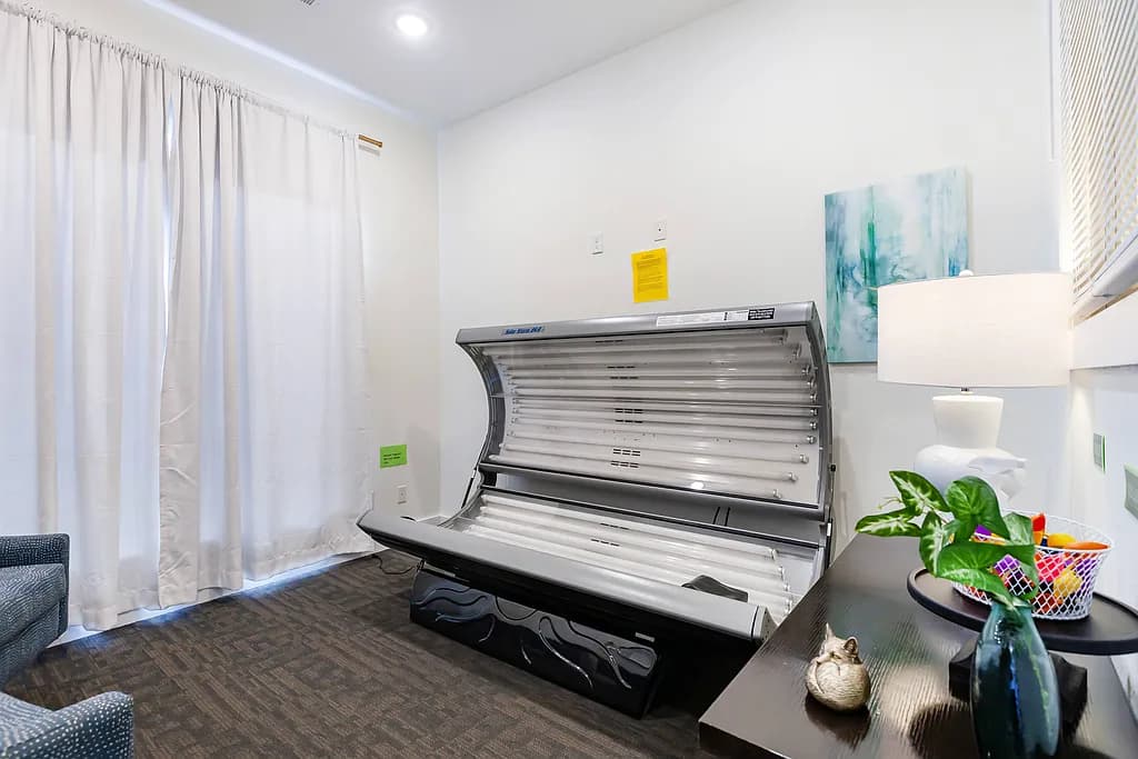 The Aviator Apartments thumbnail 3