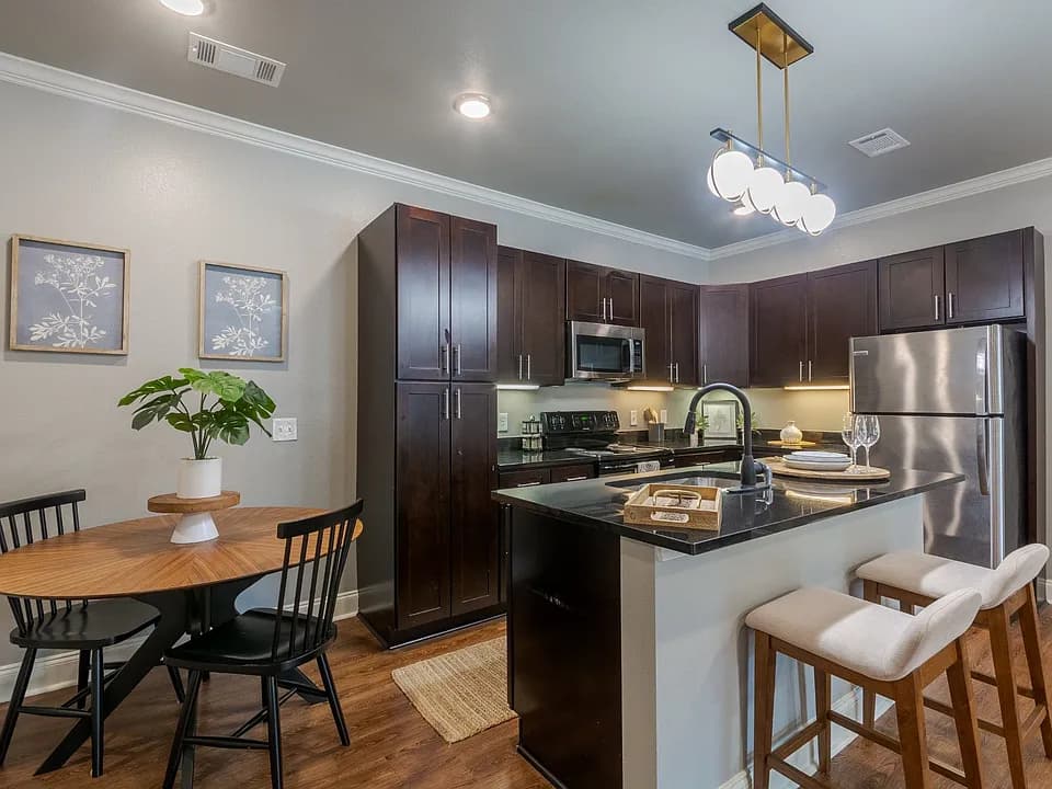 Arlo Luxury Apartment Homes photo 1